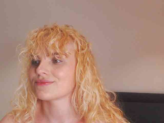 AnnaEvv webcam
