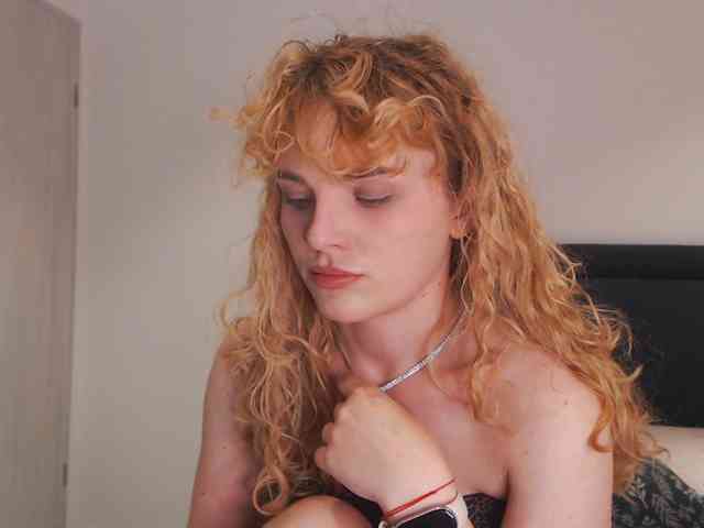 AnnaEvv webcam
