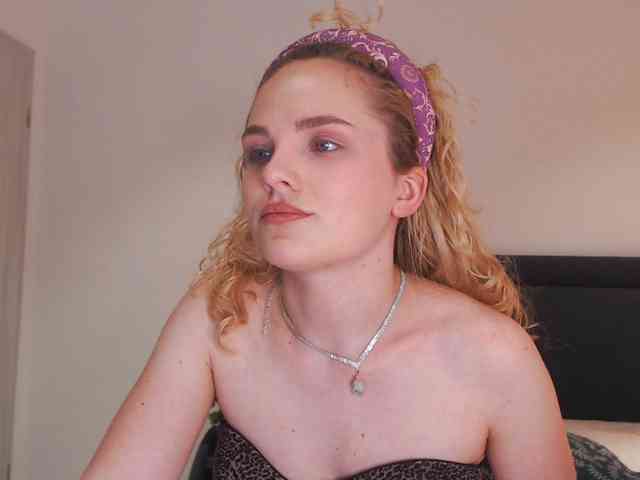AnnaEvv webcam
