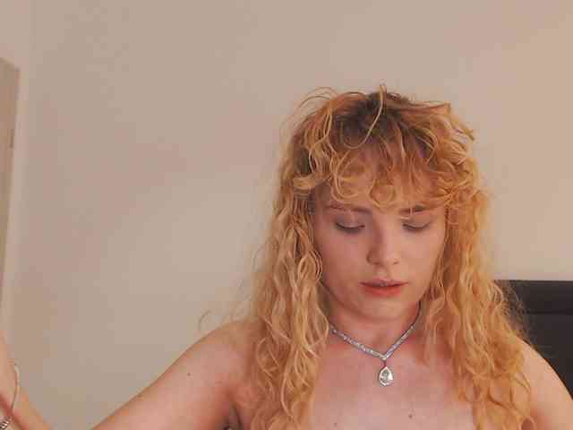 AnnaEvv webcam
