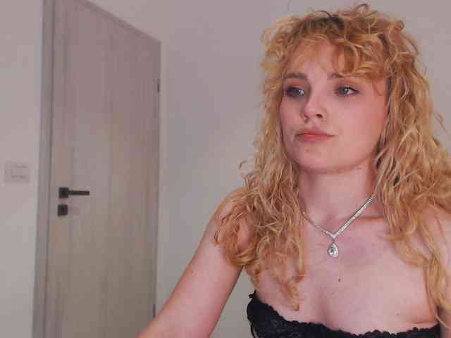 AnnaEvv webcam