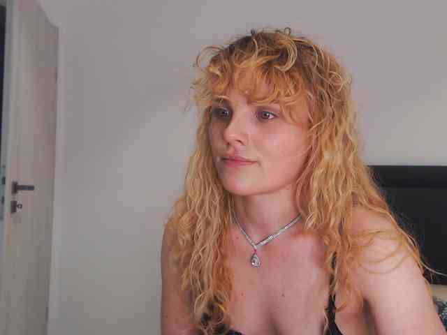AnnaEvv webcam