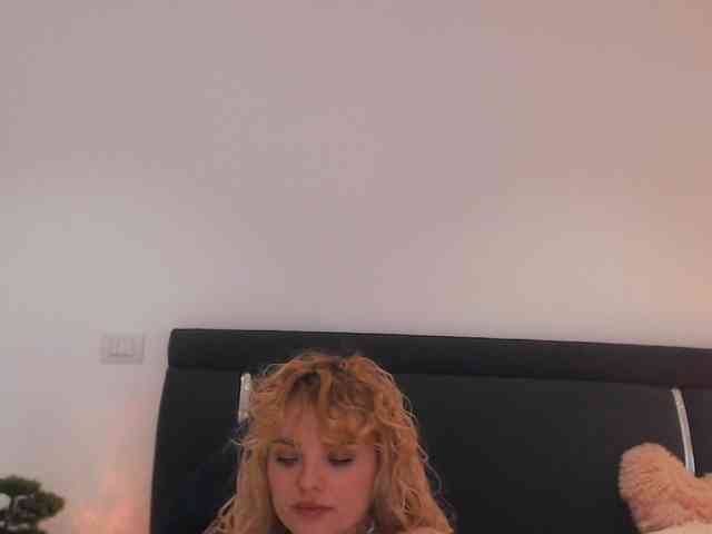 AnnaEvv webcam