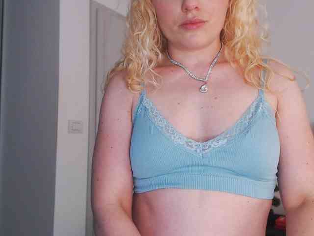 AnnaEvv webcam