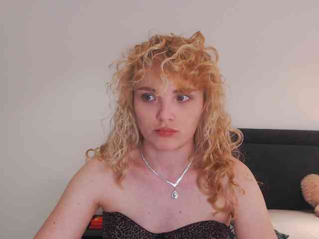 AnnaEvv webcam