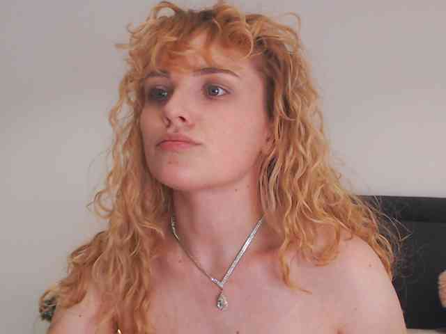 AnnaEvv webcam