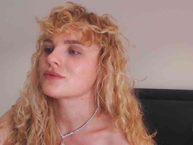 AnnaEvv webcam