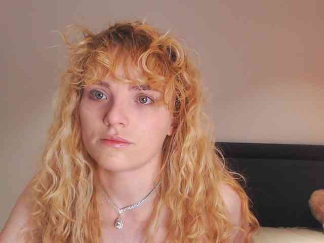 AnnaEvv webcam