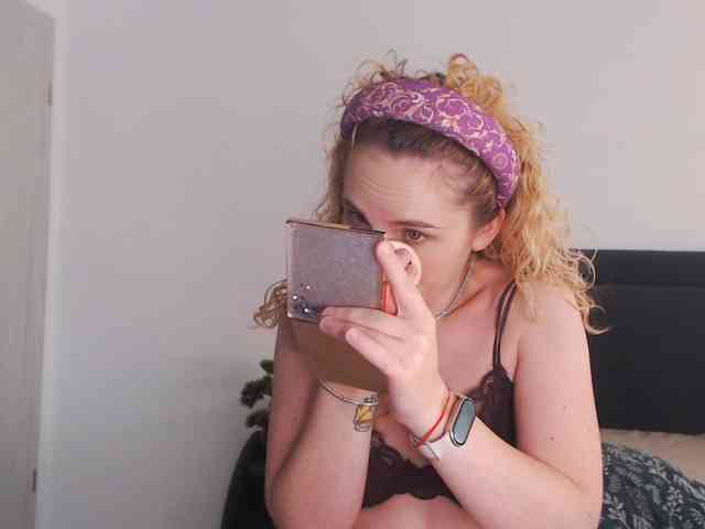 AnnaEvv webcam