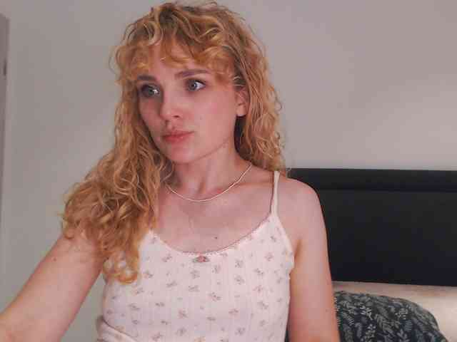 AnnaEvv webcam