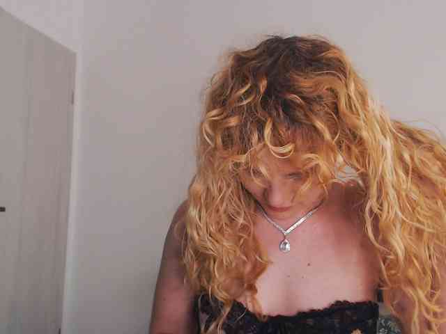 AnnaEvv webcam