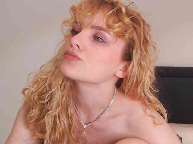 AnnaEvv Sex Cam Show