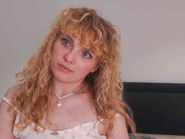 AnnaEvv webcam