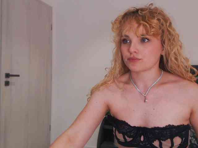 AnnaEvv webcam