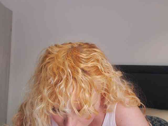 AnnaEvv webcam