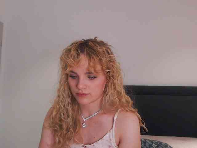 AnnaEvv webcam