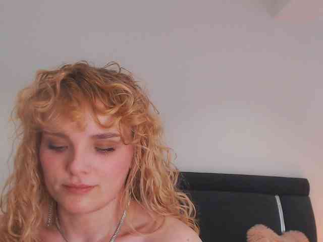 AnnaEvv webcam