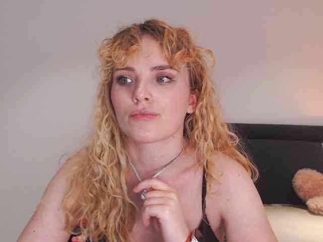 AnnaEvv webcam