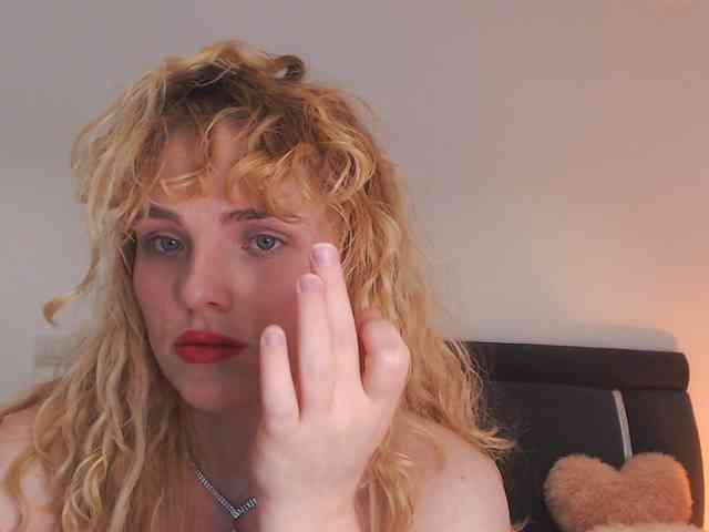 AnnaEvv webcam