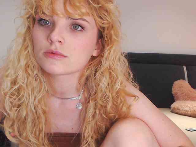 AnnaEvv webcam