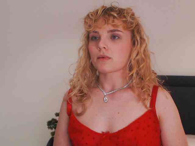 AnnaEvv webcam
