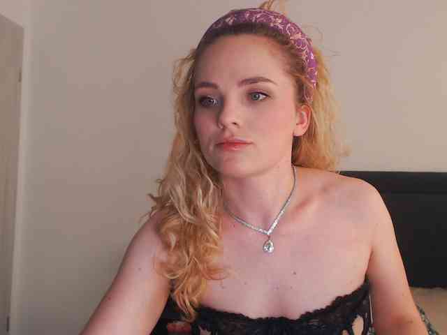 AnnaEvv webcam