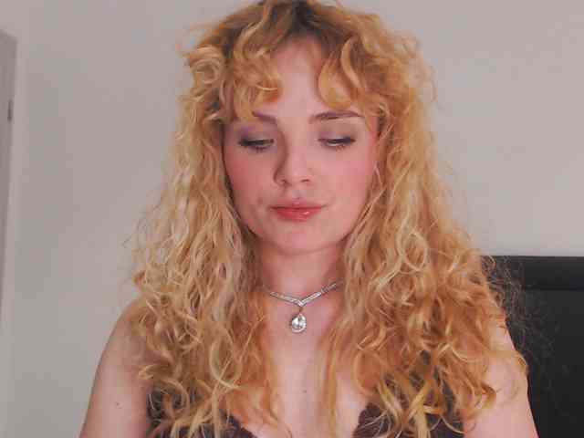 AnnaEvv webcam