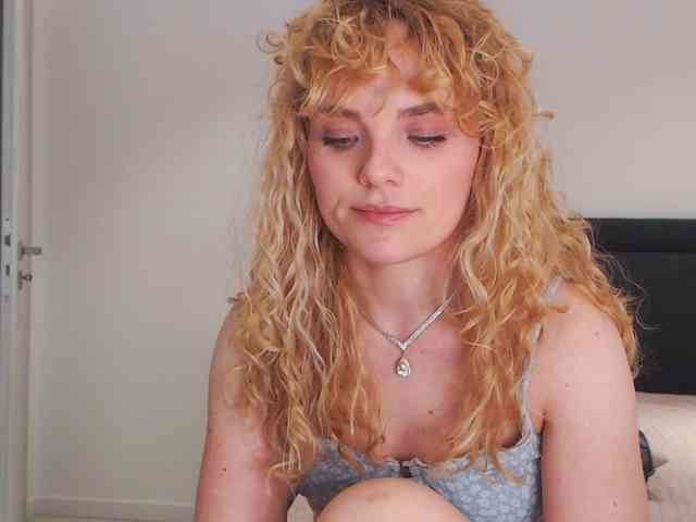 AnnaEvv webcam