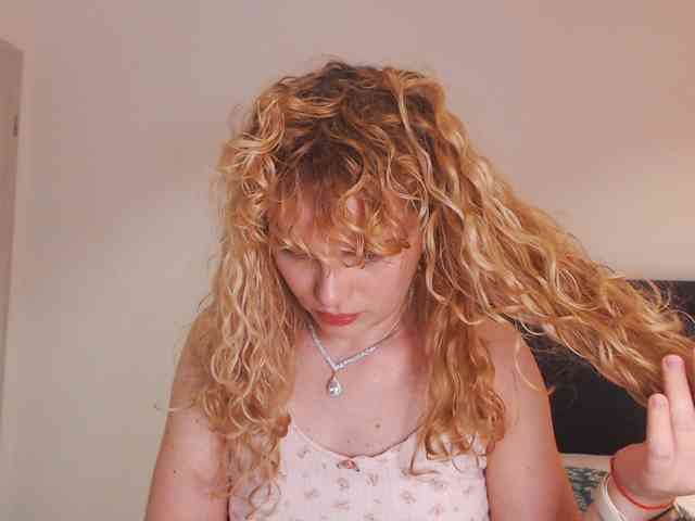 AnnaEvv webcam