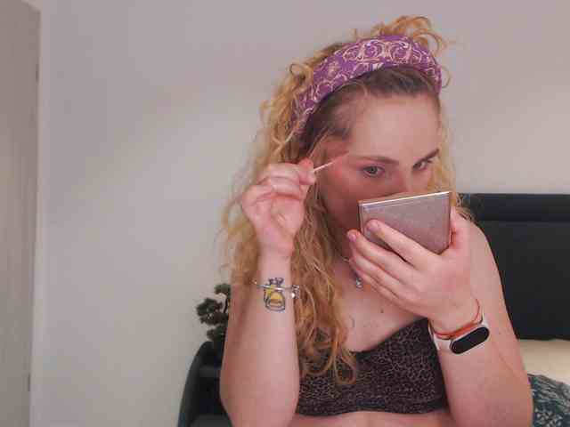 AnnaEvv webcam