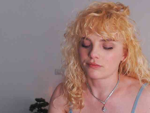 AnnaEvv webcam