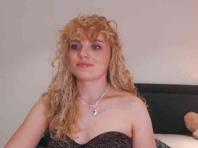 AnnaEvv webcam
