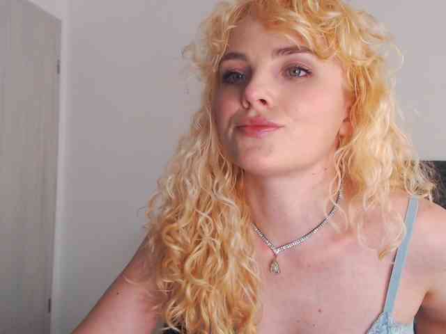AnnaEvv webcam