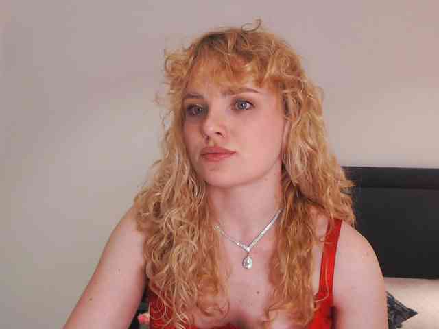 AnnaEvv webcam