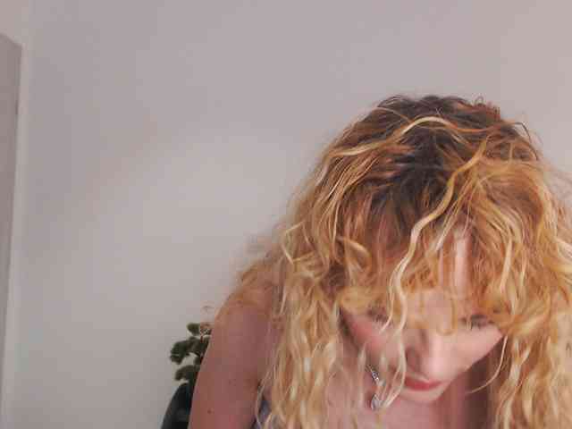 AnnaEvv webcam