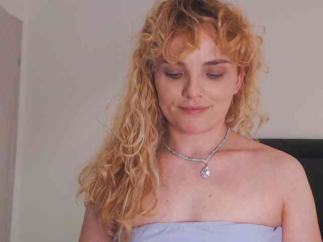 AnnaEvv webcam