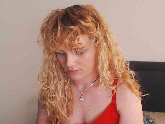 AnnaEvv webcam