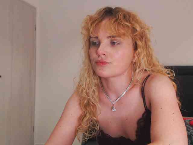 AnnaEvv webcam