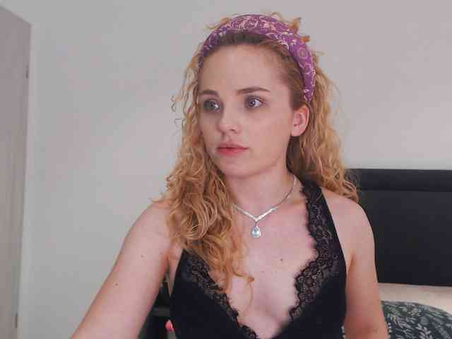 AnnaEvv webcam