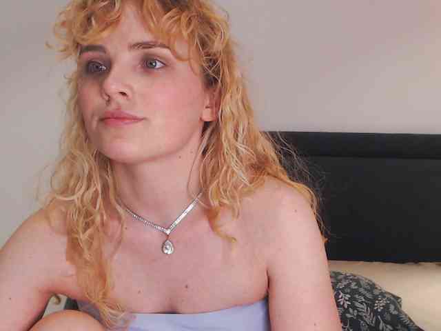 AnnaEvv webcam