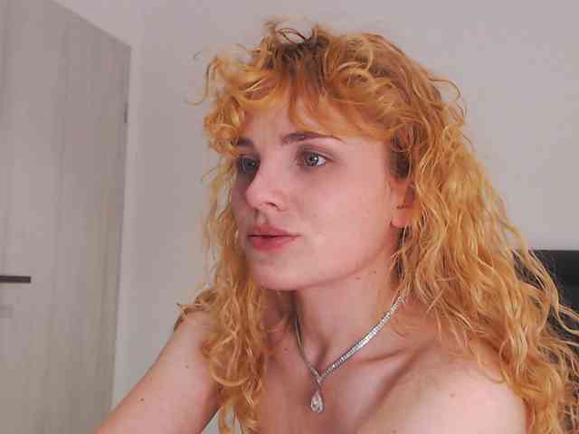 AnnaEvv webcam
