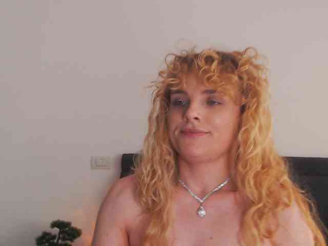 AnnaEvv webcam