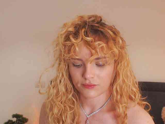 AnnaEvv webcam