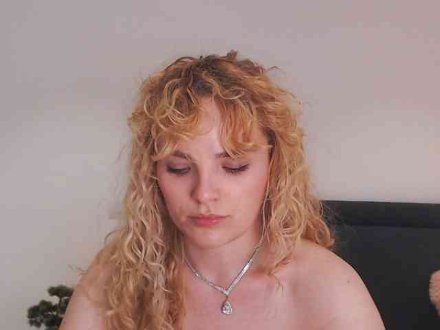 AnnaEvv Sex Cam Show