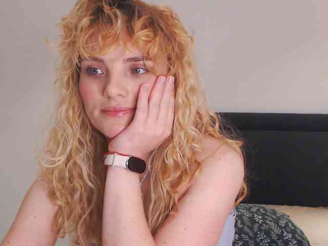 AnnaEvv webcam