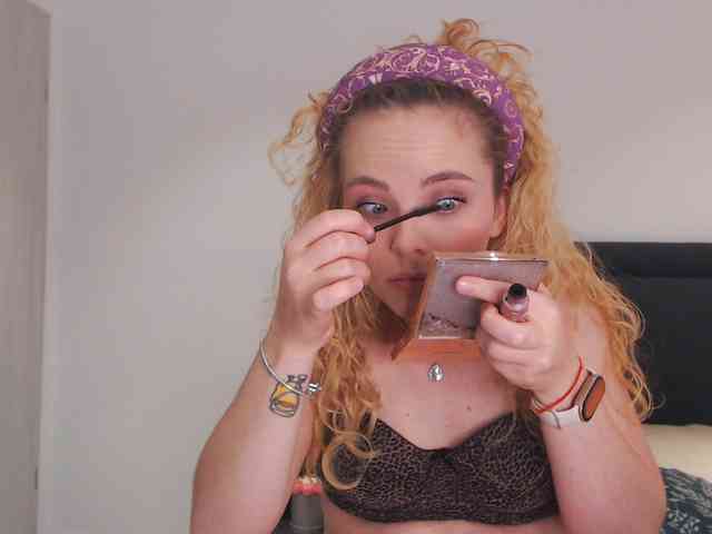 AnnaEvv webcam