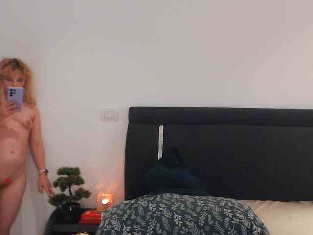 AnnaEvv webcam