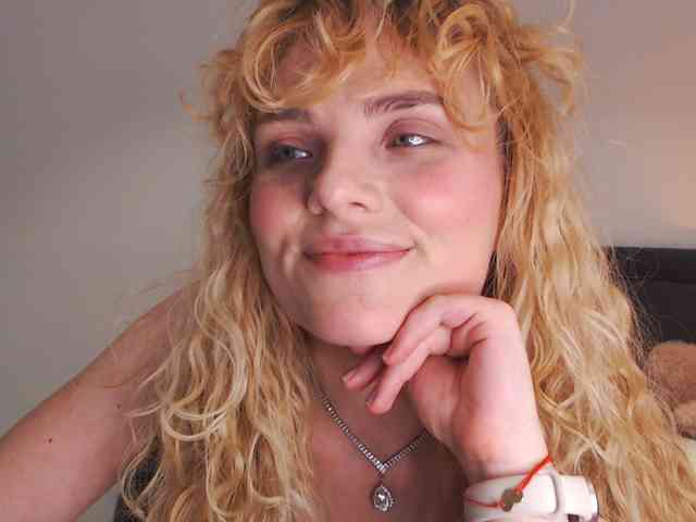 AnnaEvv webcam