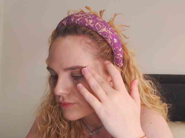 AnnaEvv webcam