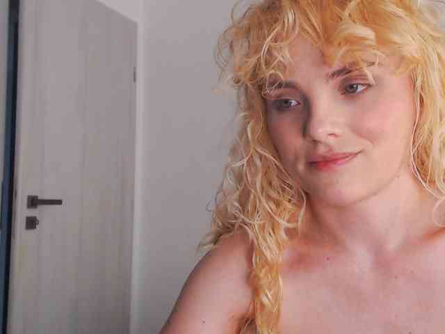 AnnaEvv webcam